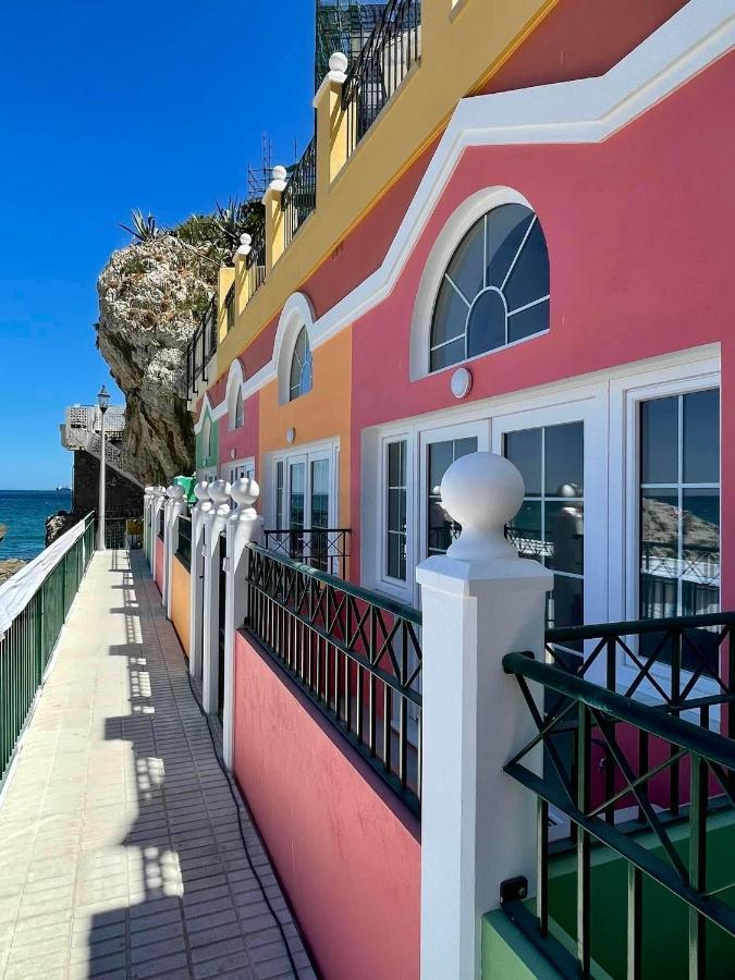 Spectacular Beachfront Duplex On The Mediterranean - Caleta, Catalan Bay Гибралтар Екстериор снимка